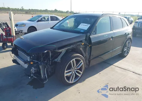 2016 Audi Sq5 3.0T Premium Plus z USA, uszkodzony, nr VIN WA1CCAFP8GA012796